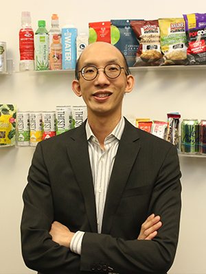 mindful-snacks-founder-and-ceo-james-tjan-portrait mindful-snacks-founder-and-ceo-james-tjan-portrait
